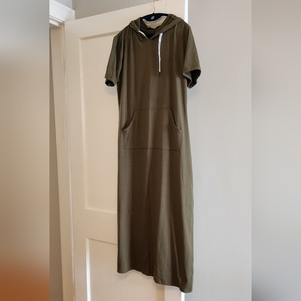 Hooded Maxi Dress